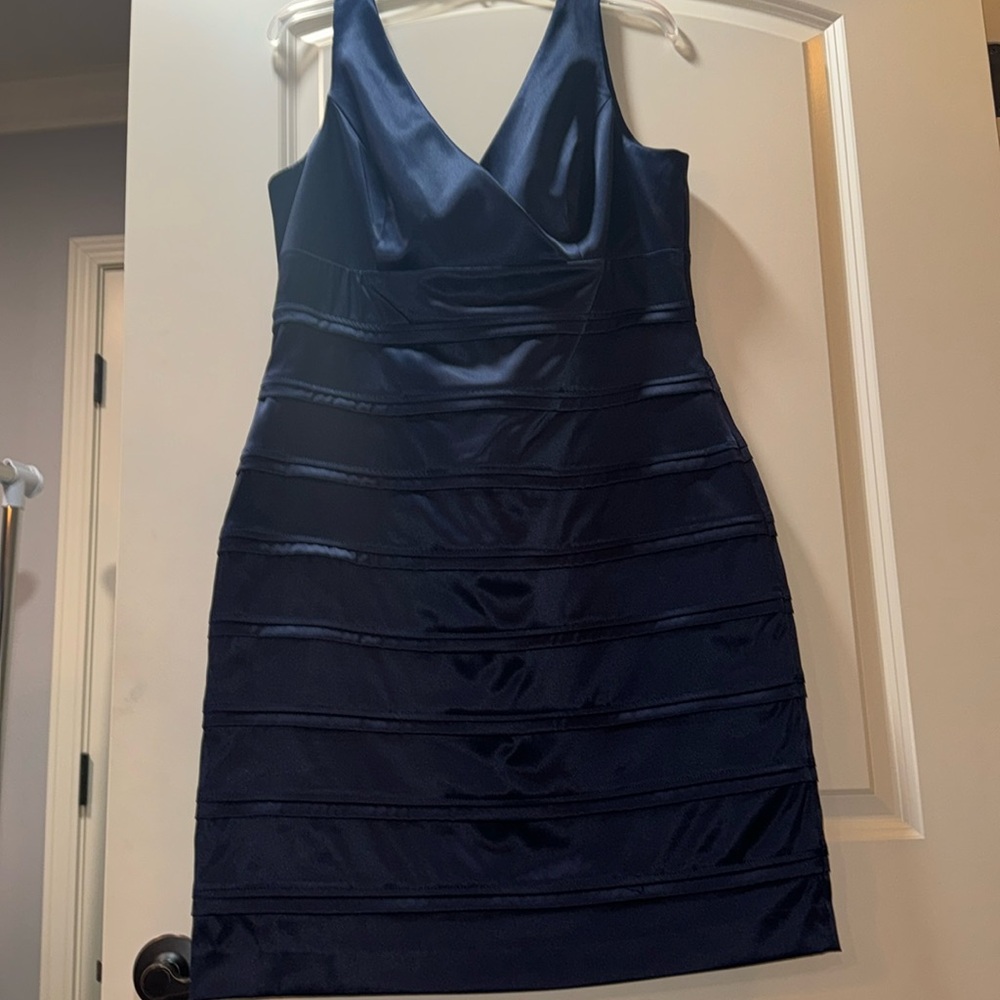 Gorgeous navy dress